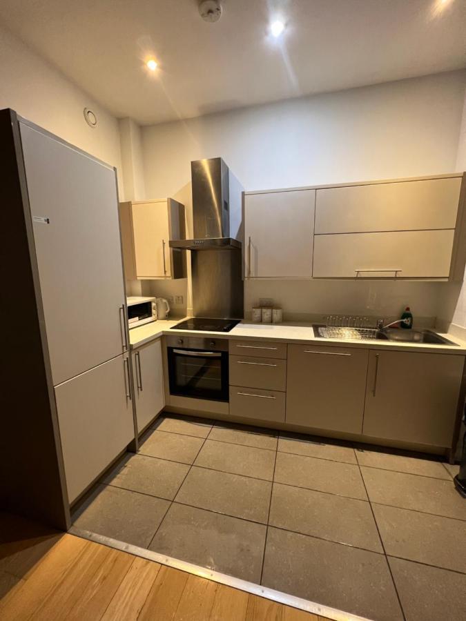 Bigkings Cosy 2 Bedroom Apartment With Free Parking In Central Manchester Exterior foto